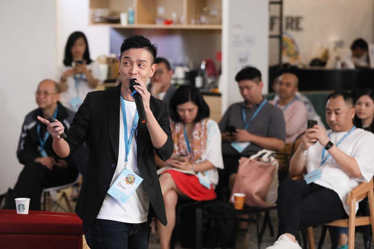 Dr Bernie Wong speaking about WordPress website marketing at WordCamp Hong Kong 2019